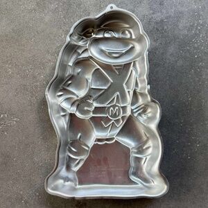 WILTON TMNT NINJA TURTLES CAKE DECORATING MOLD (1989) 2105-3075